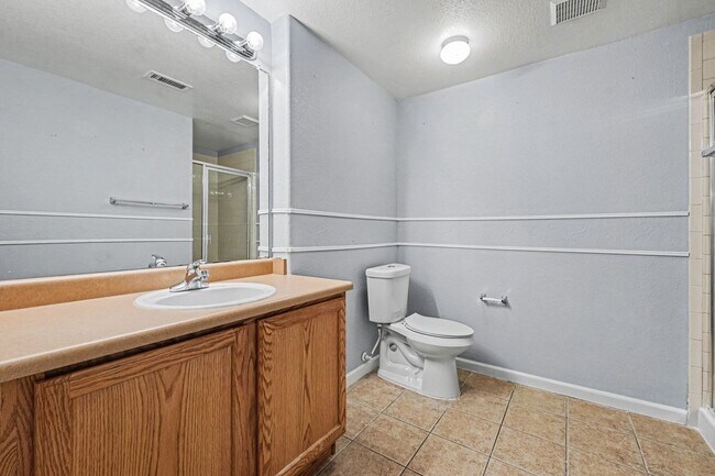 Building Photo - 5800 N Tower Dr