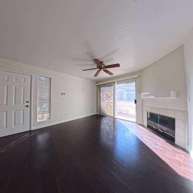 Building Photo - 3125 Casey Dr