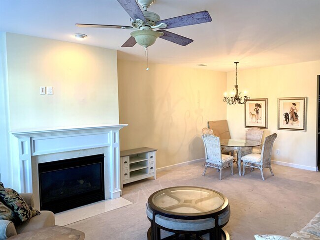 Building Photo - 3648 Billings St