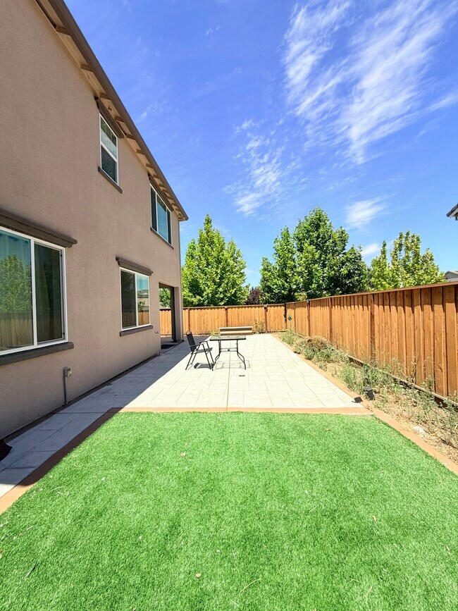 Building Photo - 5401 Hames Valley Ln