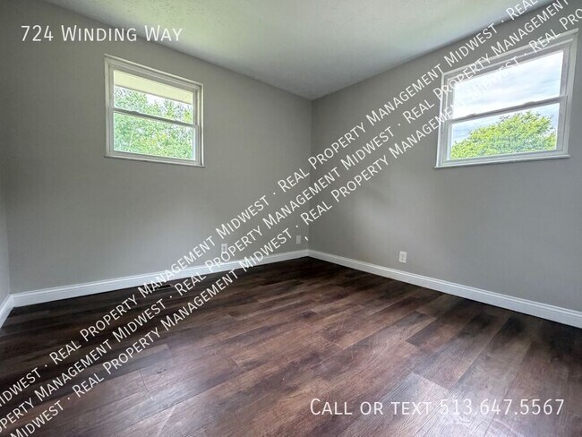 Building Photo - 724 Winding Way