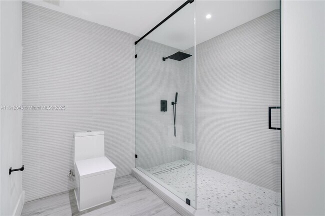 Building Photo - 11583 NW 69th Terrace