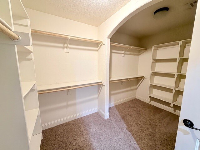 Building Photo - 2903 SW Tanglewood Ave