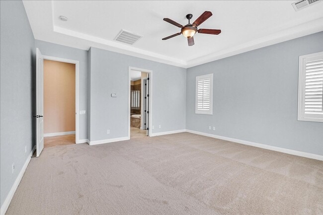 Building Photo - Stunning 1-story home in the prestigious Club at Madeira Canyon guard gated community!