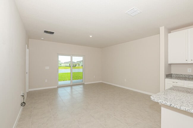 Building Photo - 9611 SW Libertas Wy