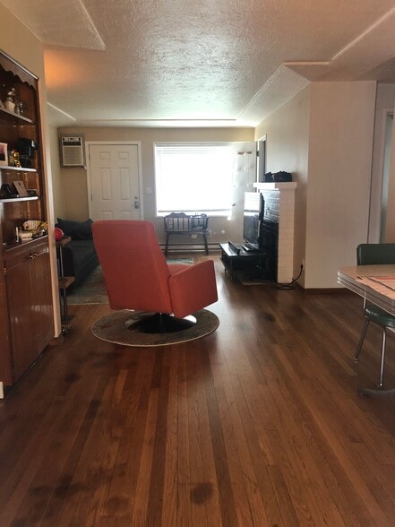 Building Photo - 5105 SE 51st Ave