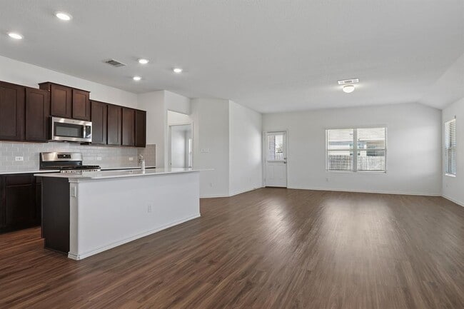 Building Photo - 3312 Kenner Dr