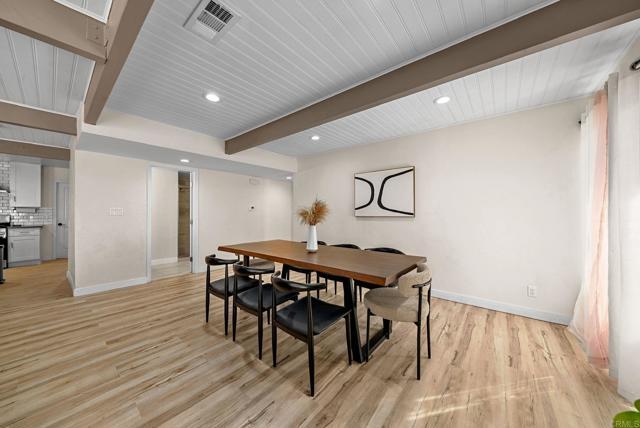 Building Photo - 209 Camino Elevado