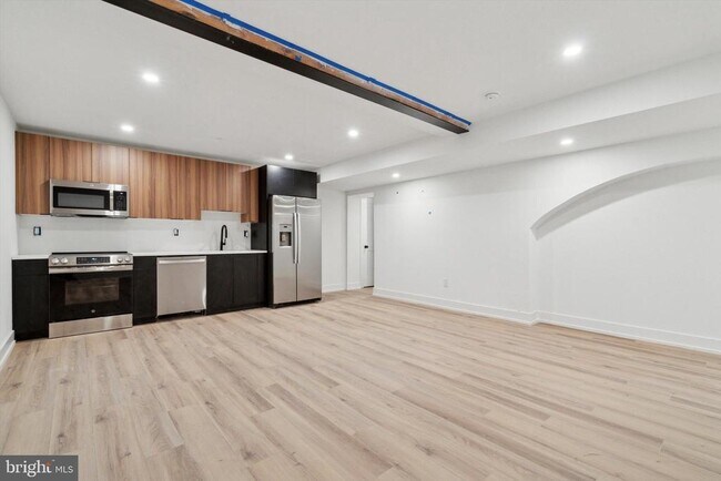 Primary Photo - 808 N 3rd St