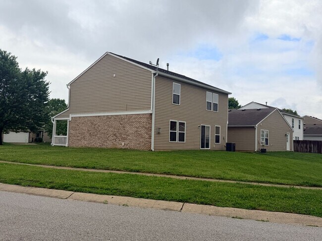 Building Photo - 1795 Feather Reed Ln