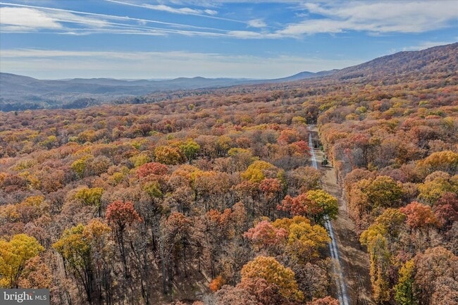 Building Photo - 67 Tranquil Way