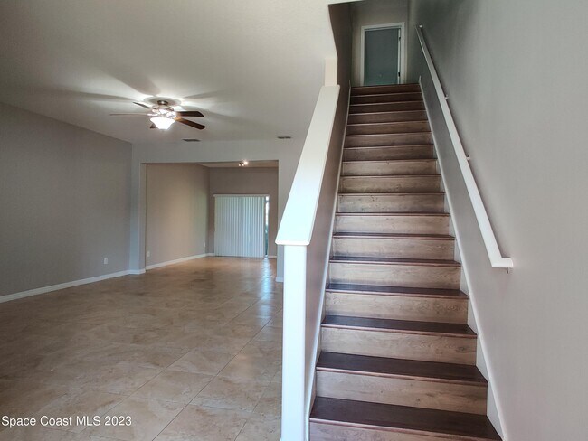 Building Photo - 2910 Rodrick Cir