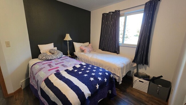 Building Photo - Furnished 2 Bedroom Home by I-94 & Hwy 83