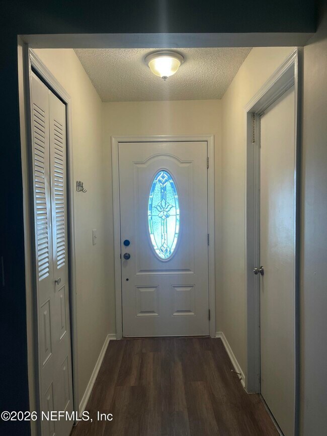 Building Photo - 11432 Skipjack Way S