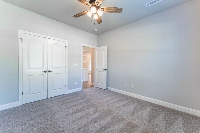 Building Photo - Great home in centerton