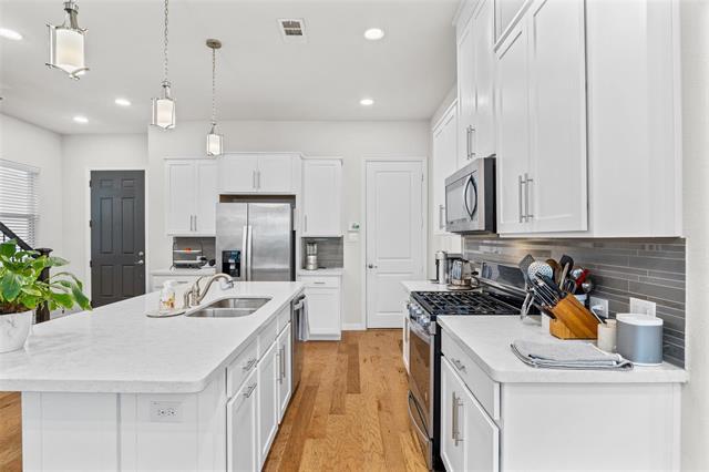 Building Photo - 17729 Coralberry Dr