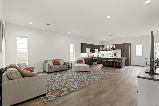 Building Photo - 2218 Cortijo Pl