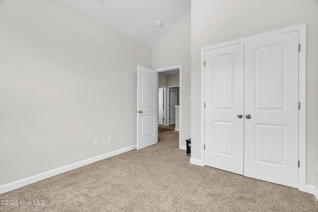 Building Photo - 1115 Carteret Mnr Dr