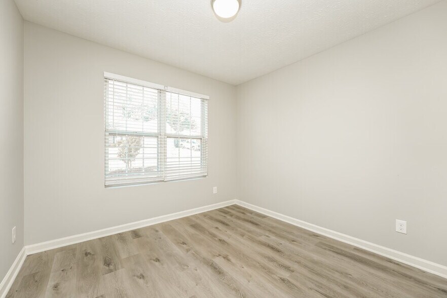 Building Photo - 3005 Sentinel Pkwy