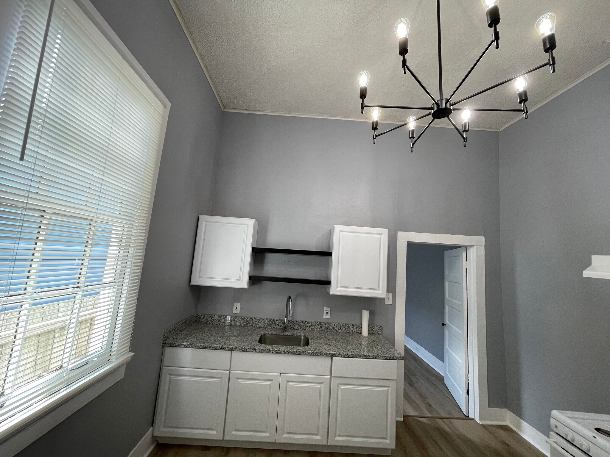 Building Photo - 2439 Second St