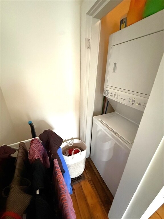 Building Photo - 44 Marine Rd