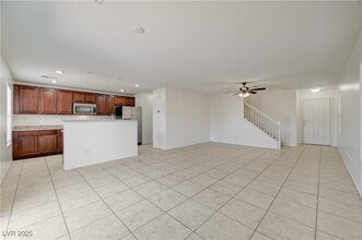 Building Photo - 9252 Valley Ranch Ave