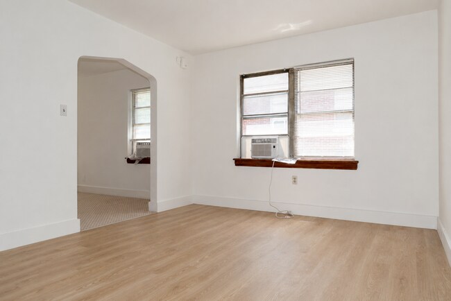 Building Photo - 4406 S 2nd St