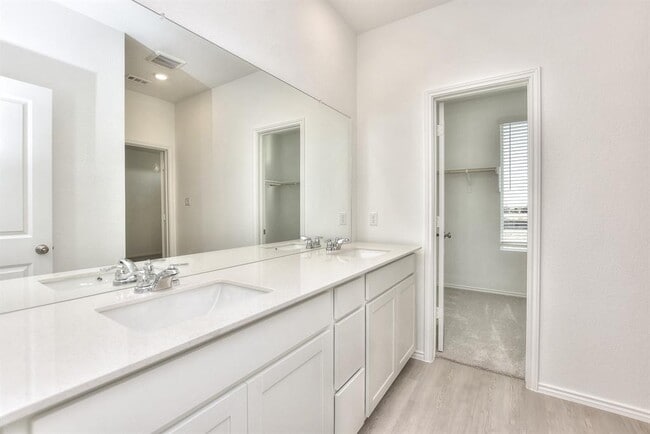 Building Photo - 18010 Cedar Waxwing Wy