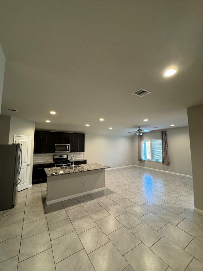 Building Photo - 7527 Flintrock Hollow Trail