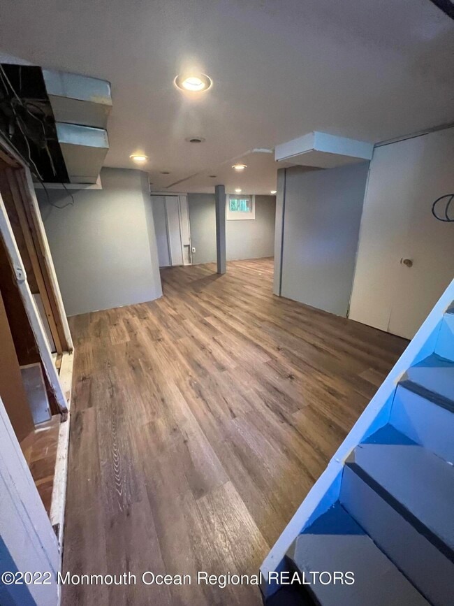 Building Photo - 432 Harnell Ave