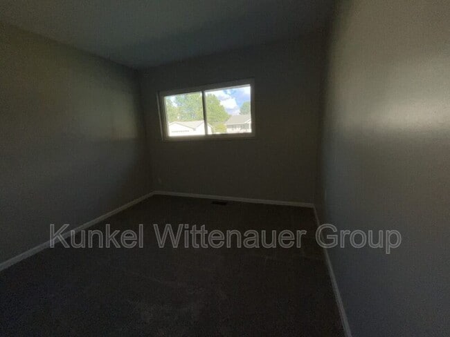 Building Photo - 209 Whitehall Dr