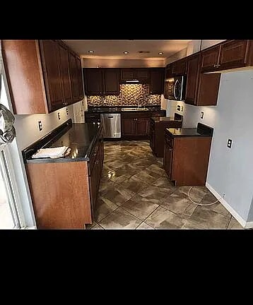 Building Photo - 4400 Gordon Ave