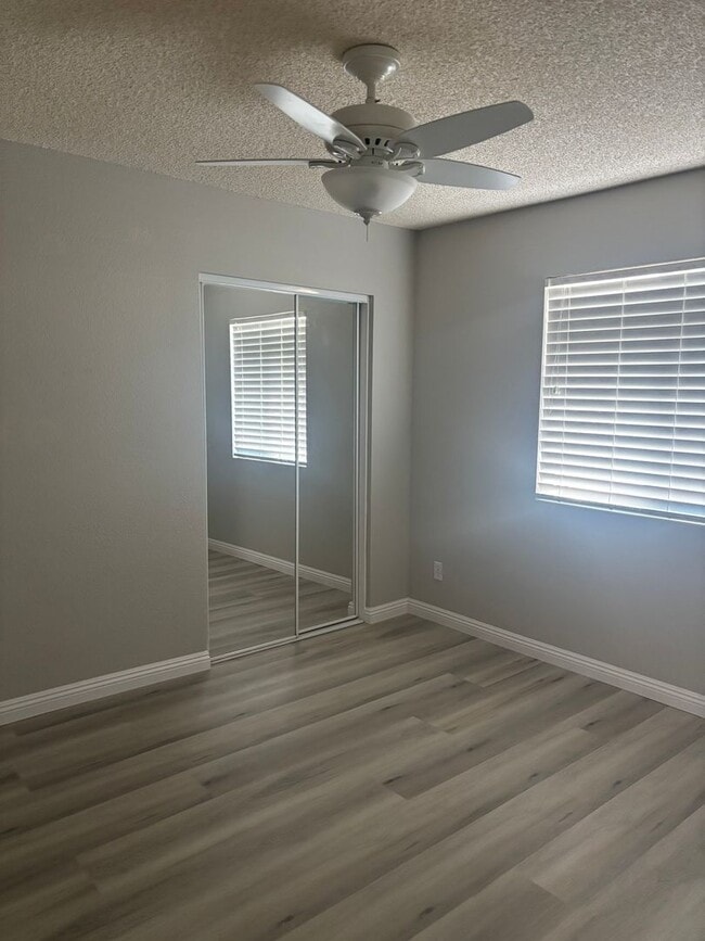 Building Photo - 26219 Corona Dr