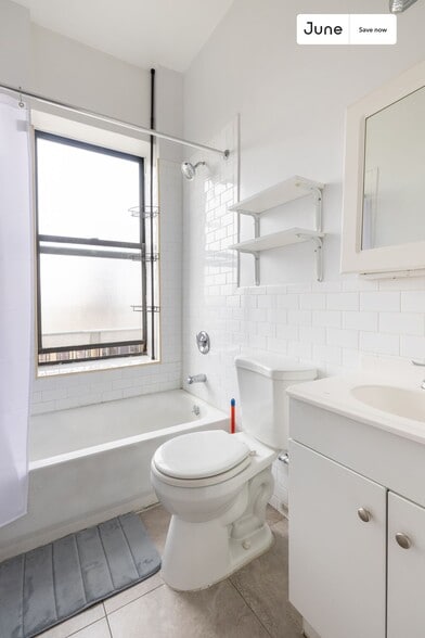 Building Photo - 1507 St Johns Pl