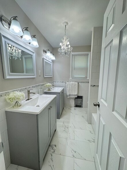 Building Photo - 151 Brookdale Ave