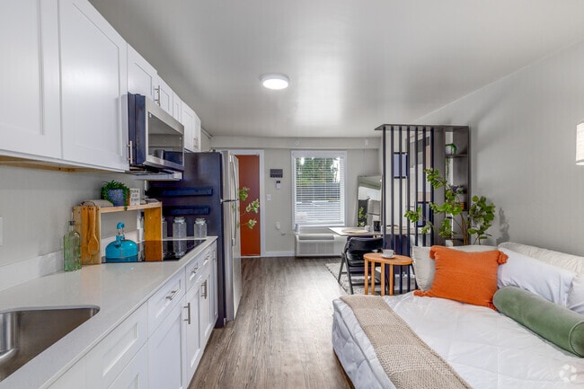 Interior Photo - Springwood