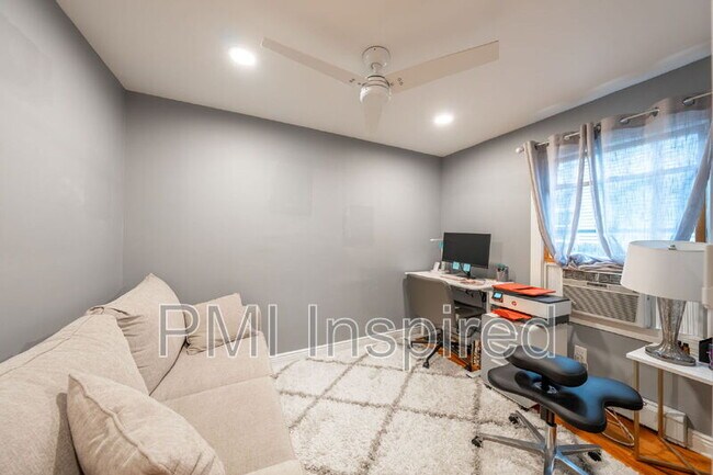 Building Photo - 446 Monmouth Ave
