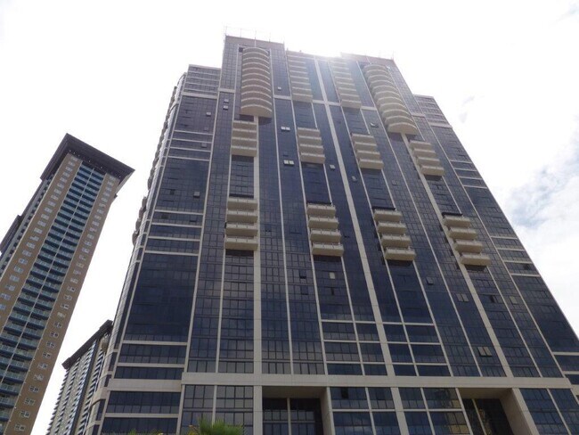 Building Photo - Keola Lai Condo - 2 bedrooms, 2 baths, 2 parking - Avail now!