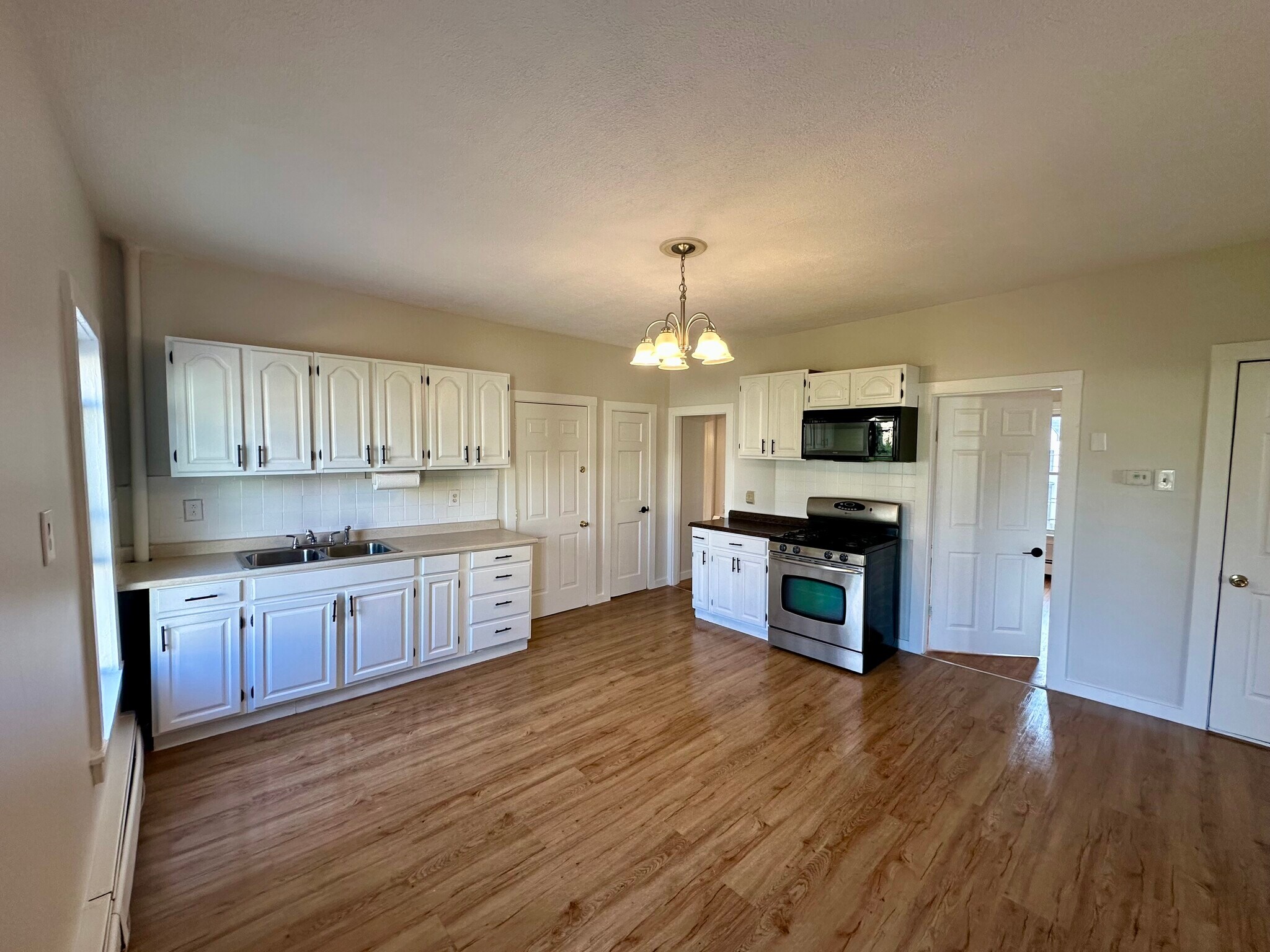 Kitchen - 24 Malvern St