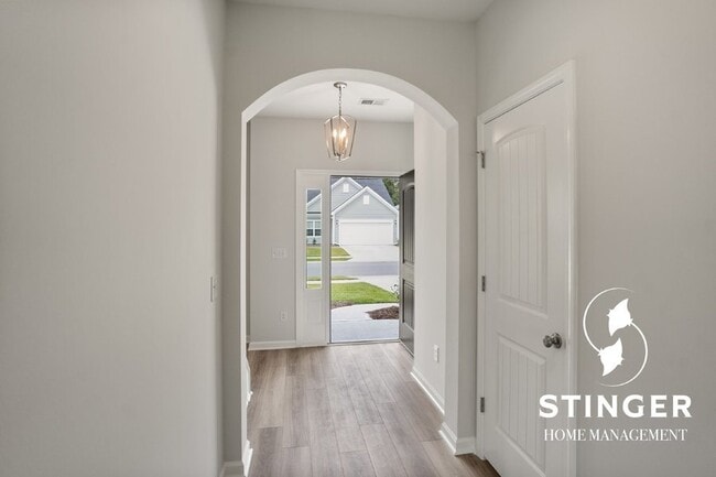 Building Photo - 103 Grange Ln