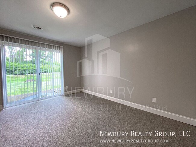 Building Photo - 108 St Andrews Dr