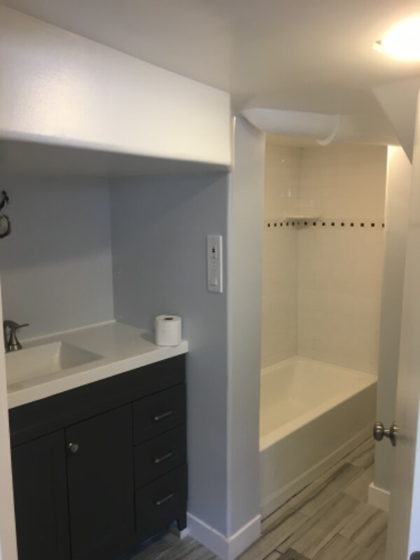 Building Photo - 1078 E 2700 S