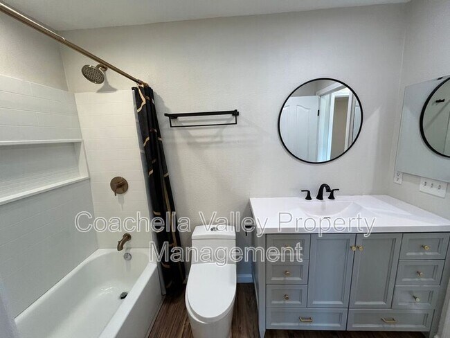 Building Photo - 69731 Willow Ln