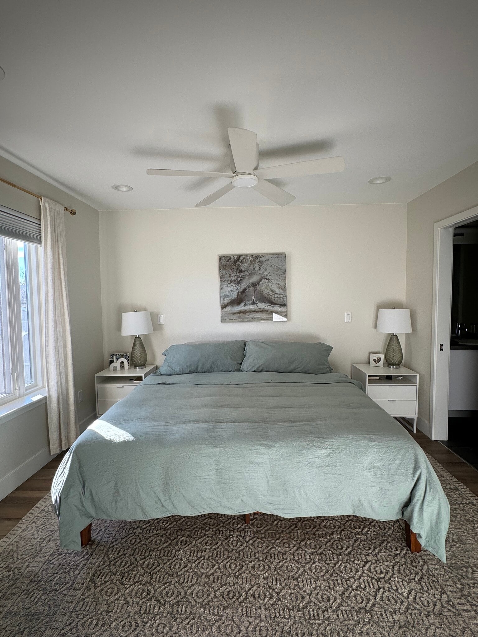 Building Photo - 1198 S Reed Way