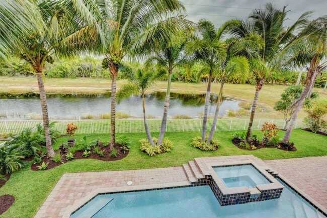 Building Photo - 6669 Cobia Cir