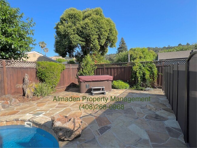 Building Photo - Must See Beautifully Renovated 3BR/2BA Sin...
