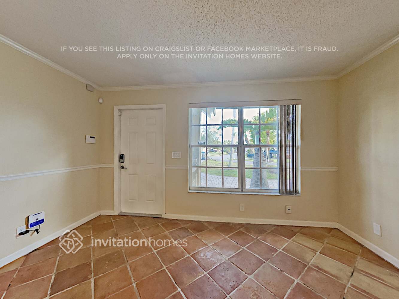 Building Photo - 3635 N Mountain Dr