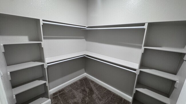 Building Photo - 3209 Bourland St