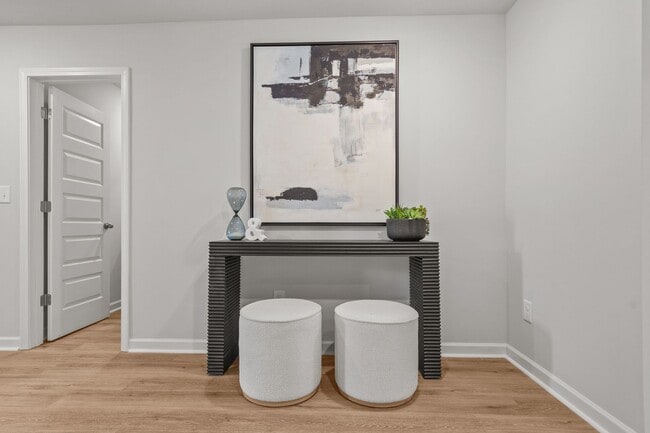 Building Photo - BRAND NEW 3 Bed 2.5 bathroom townhomes in Flowery Branch!