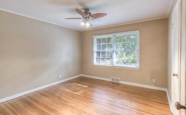 Building Photo - 3842 S Trenton Ave